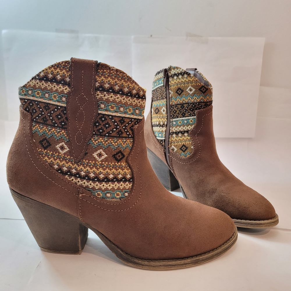 Jellypop Hurley Ankle Boots Women 7.5 Brown Southwestern‎ Tapestry Western